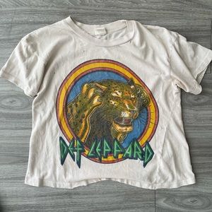 Madeworn Vintage Cropped Def Leppard Tee